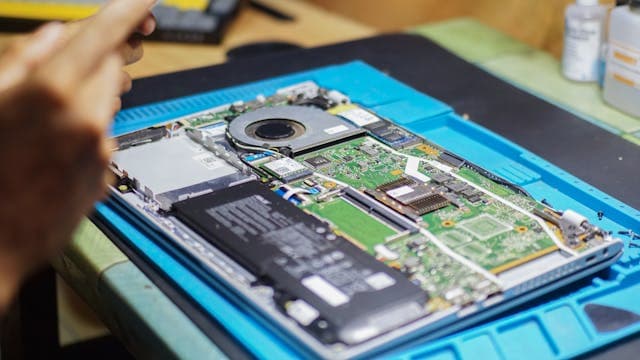 Walk-In Repair